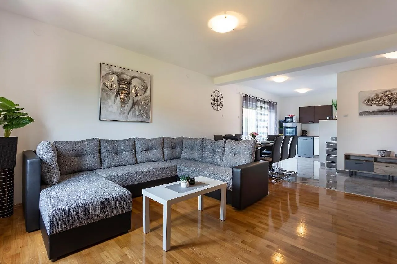Apartmani Karoca 3 Pula