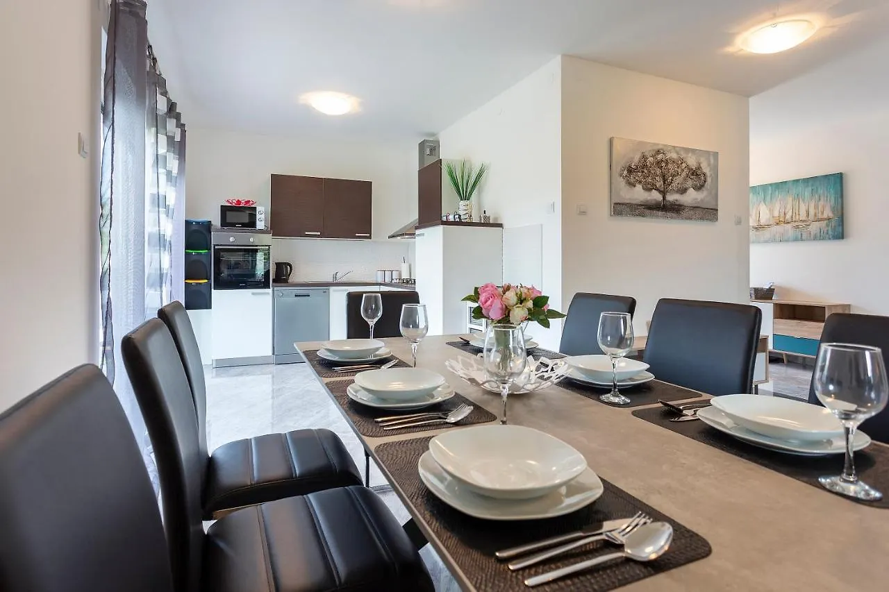 Apartmani Karoca 3 Pula